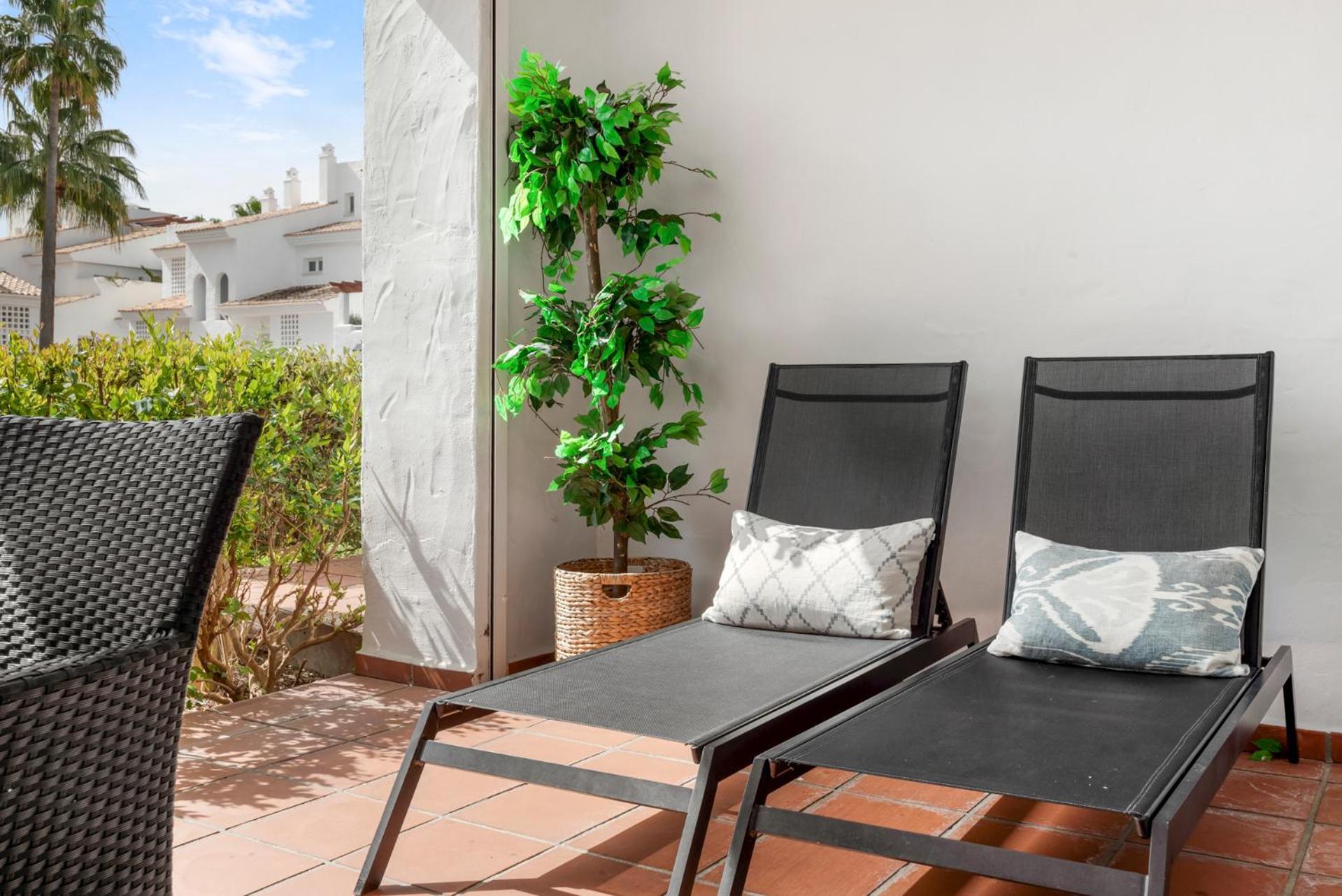 2 Bdr La Gavia Apartment Marbella